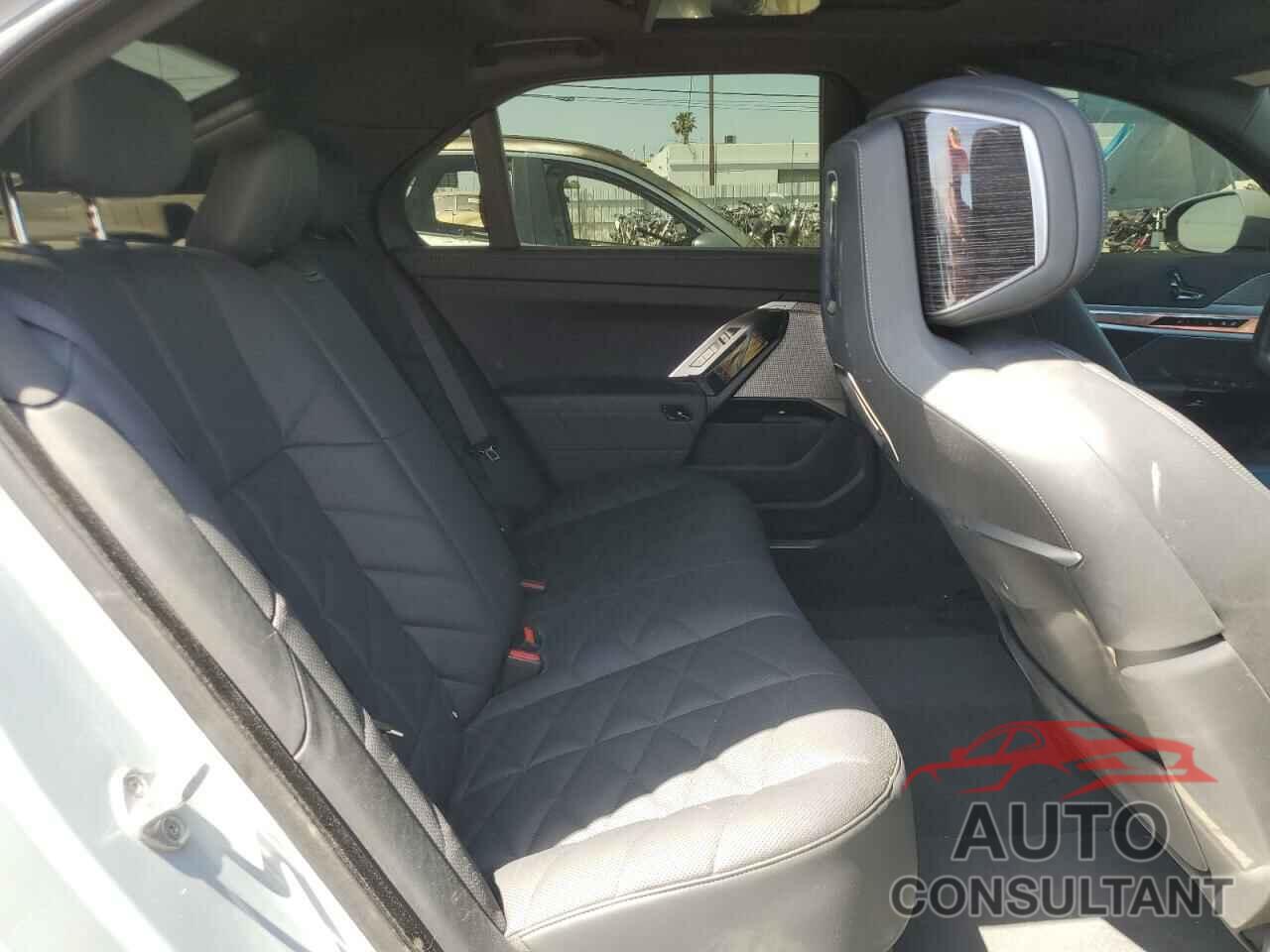 BMW 7 SERIES 2023 - WBA23EH05PCM61539