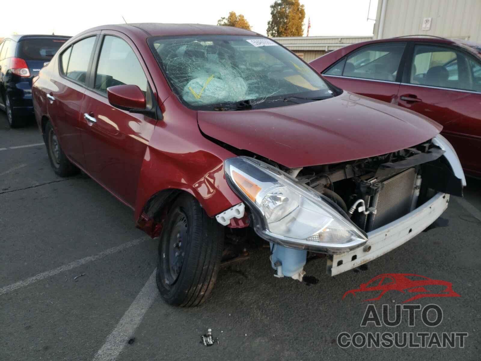 NISSAN VERSA 2019 - 3N1CN7AP3KL818656