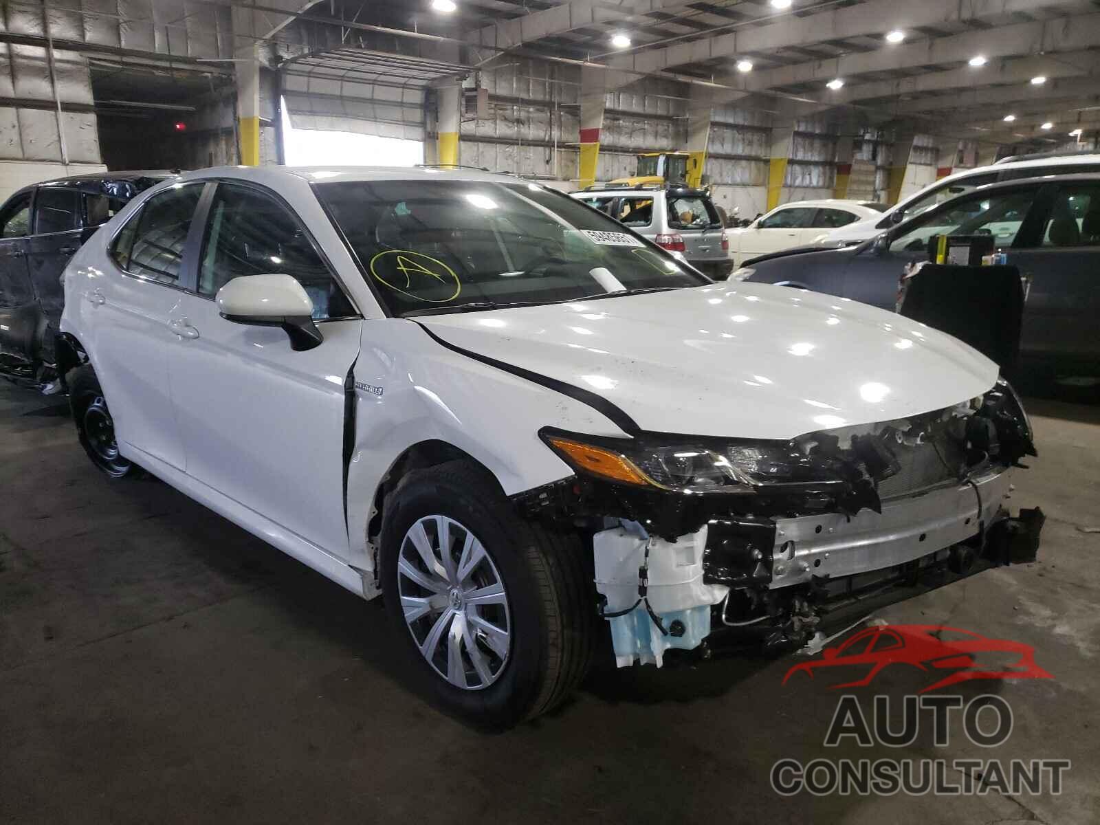 TOYOTA CAMRY 2021 - 4T1C31AK2MU560428