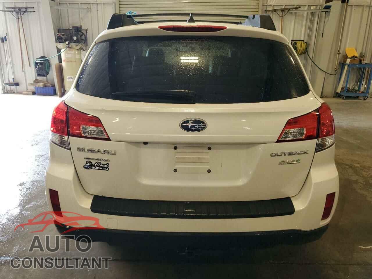 SUBARU OUTBACK 2014 - 4S4BRBLC8E3286973