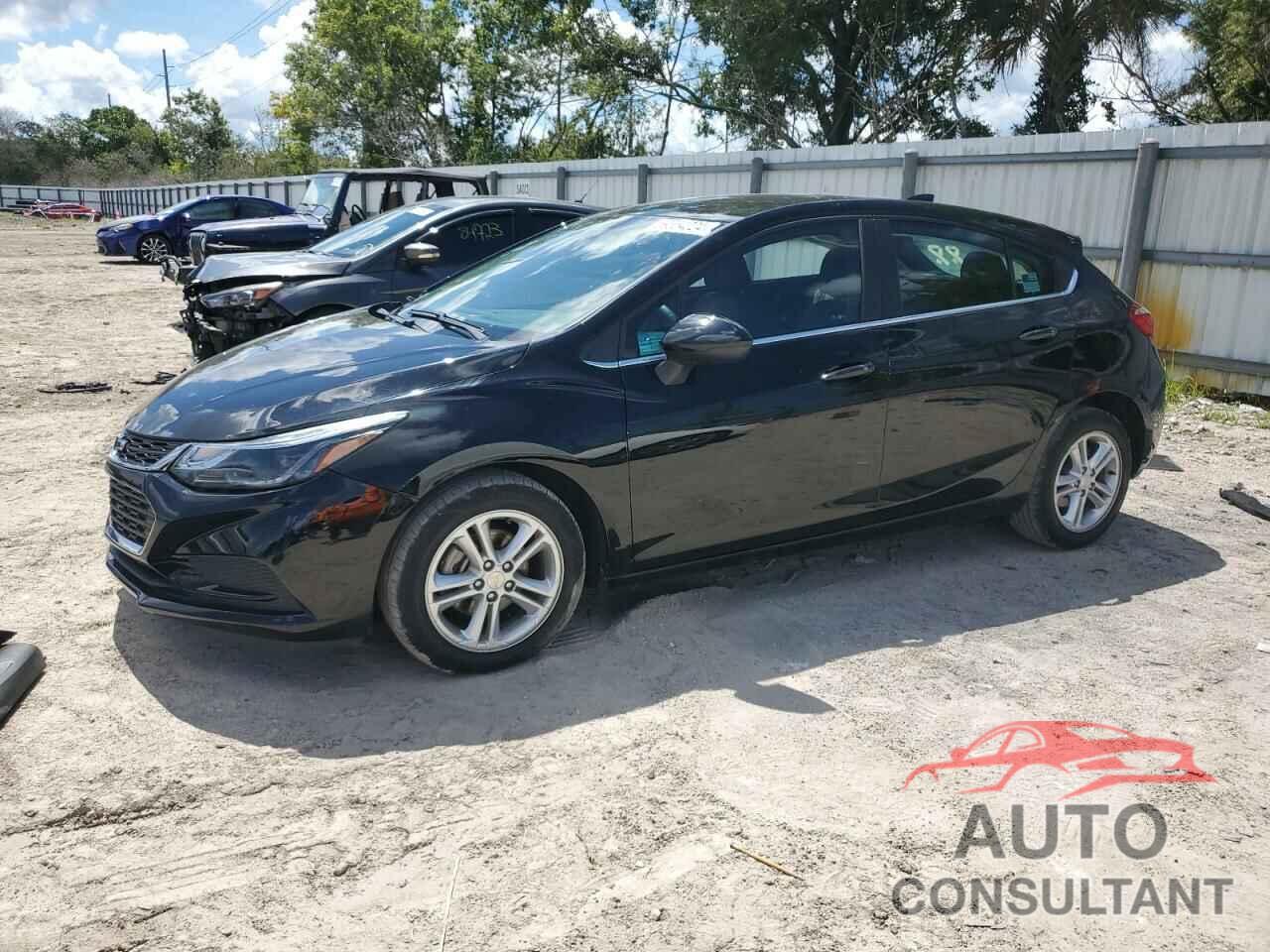 CHEVROLET CRUZE 2018 - 3G1BE6SM3JS649971