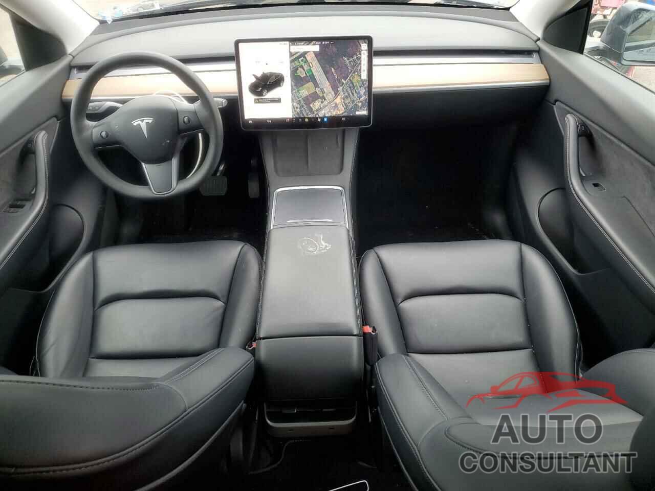 TESLA MODEL Y 2021 - 5YJYGDEE2MF204414