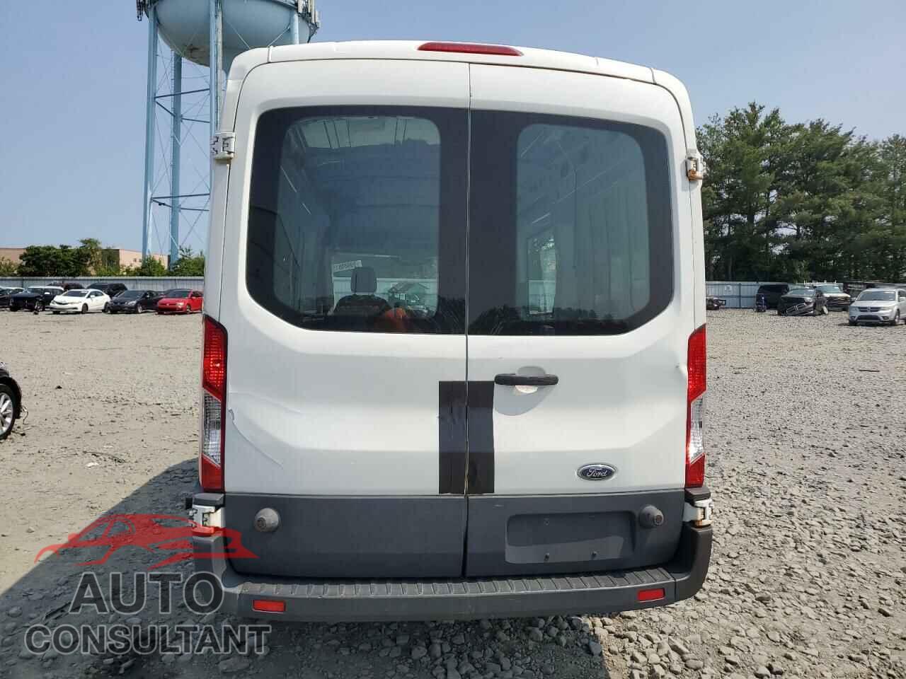 FORD TRANSIT 2015 - 1FTNR2CM2FKA11665