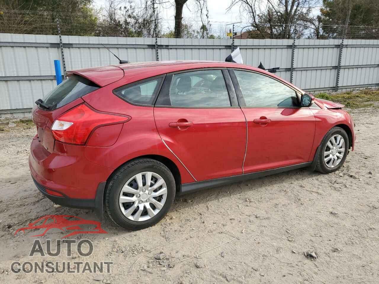 FORD FOCUS 2012 - 1FAHP3K26CL310032