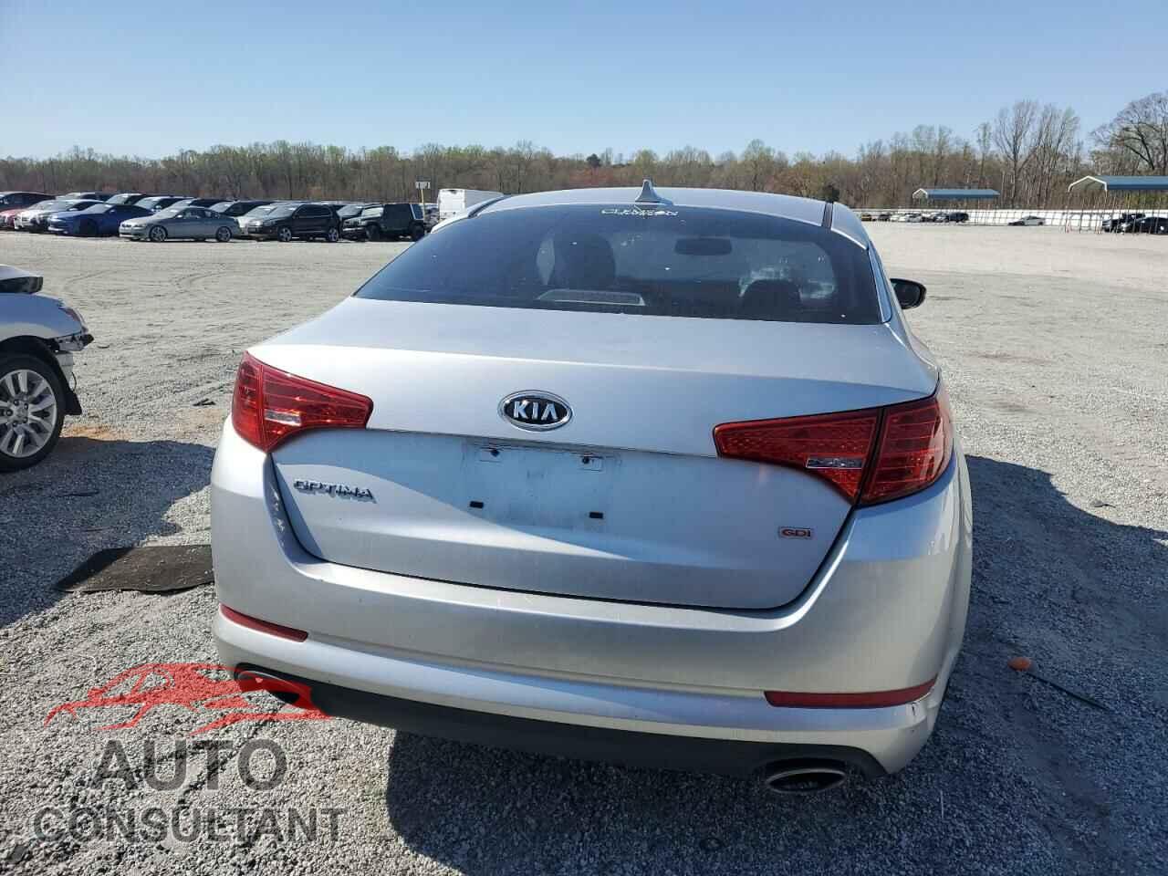 KIA OPTIMA 2011 - KNAGM4A73B5133912