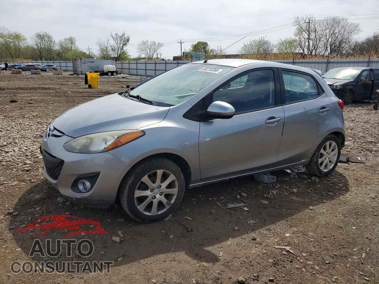 MAZDA 2 2013 - JM1DE1LZ1D0157772