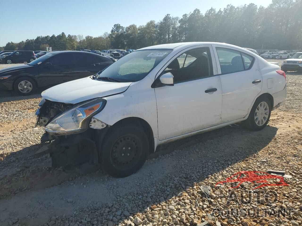 NISSAN VERSA 2019 - 3N1CN7AP6KL824872