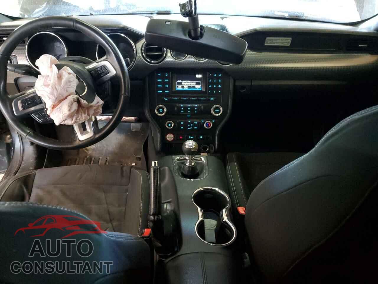 FORD MUSTANG 2015 - 1FA6P8CF3F5432913