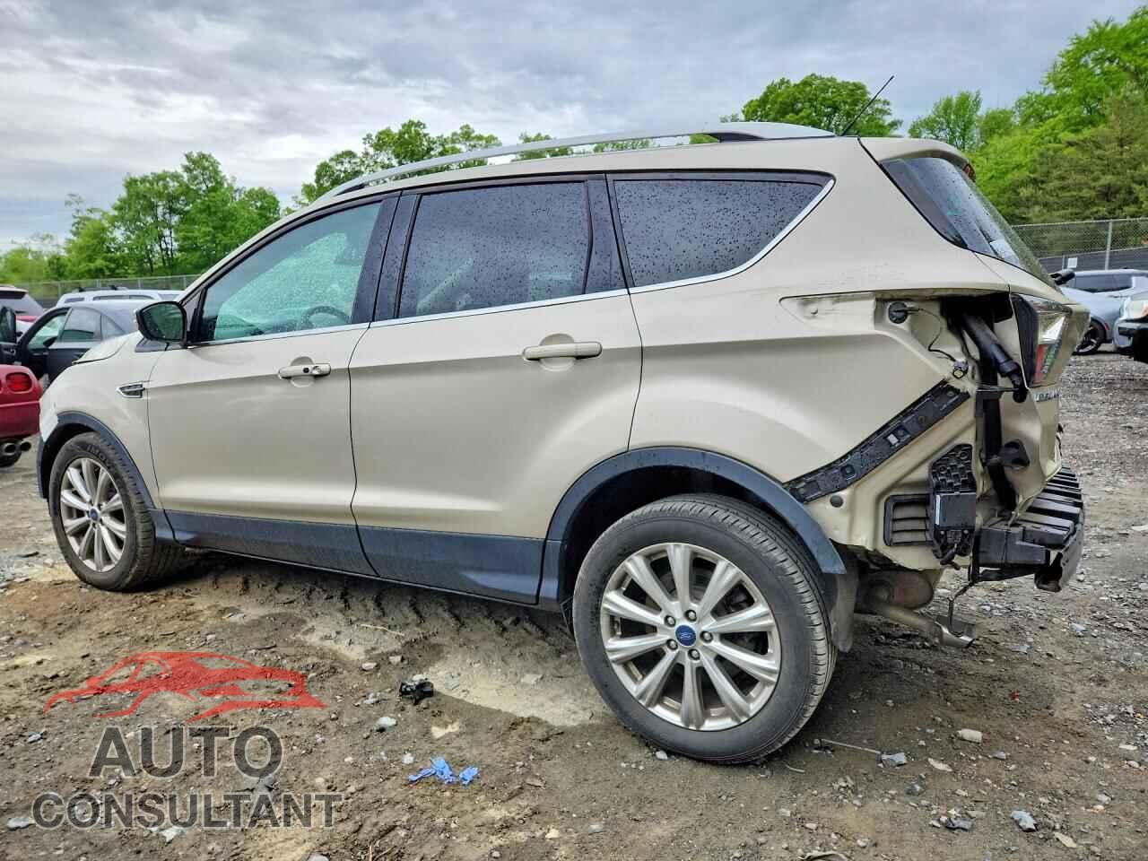 FORD ESCAPE 2017 - 1FMCU0J91HUB07976