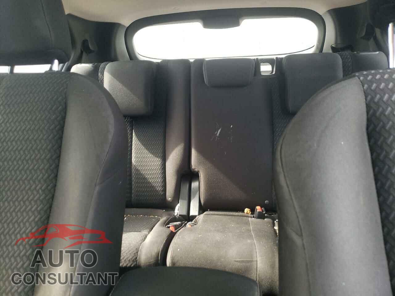 MITSUBISHI ECLIPSE 2018 - JA4AT4AA3JZ046147