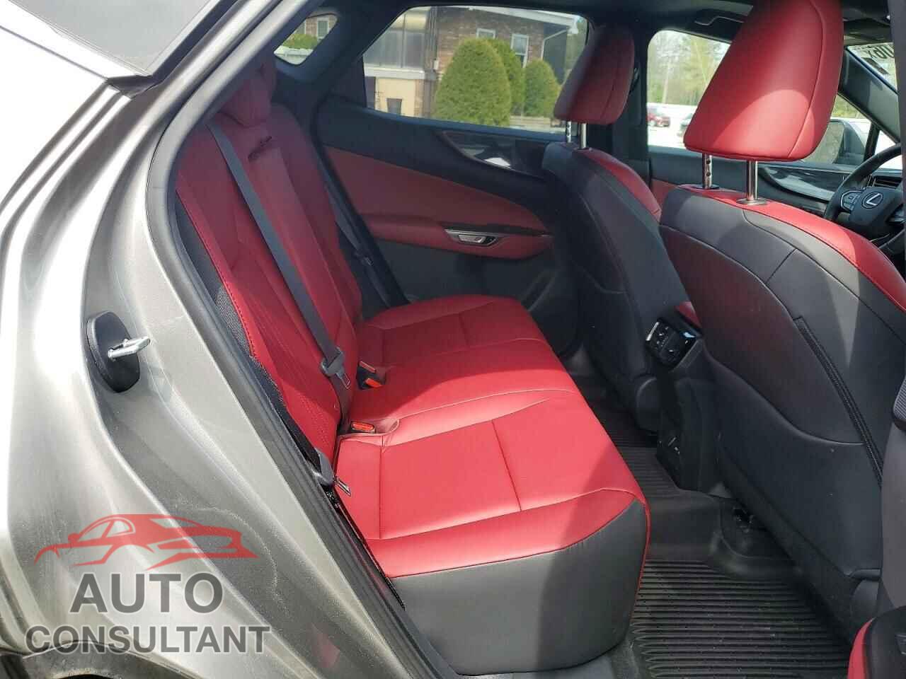 LEXUS UNKNOWN 2024 - 2T2GGCEZ2RC041179