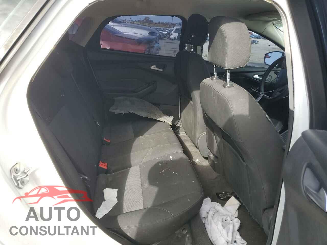 FORD FOCUS 2017 - 1FADP3K25HL231876