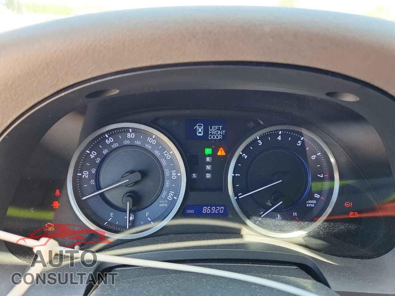 LEXUS IS 2012 - JTHCF5C2XC5056880