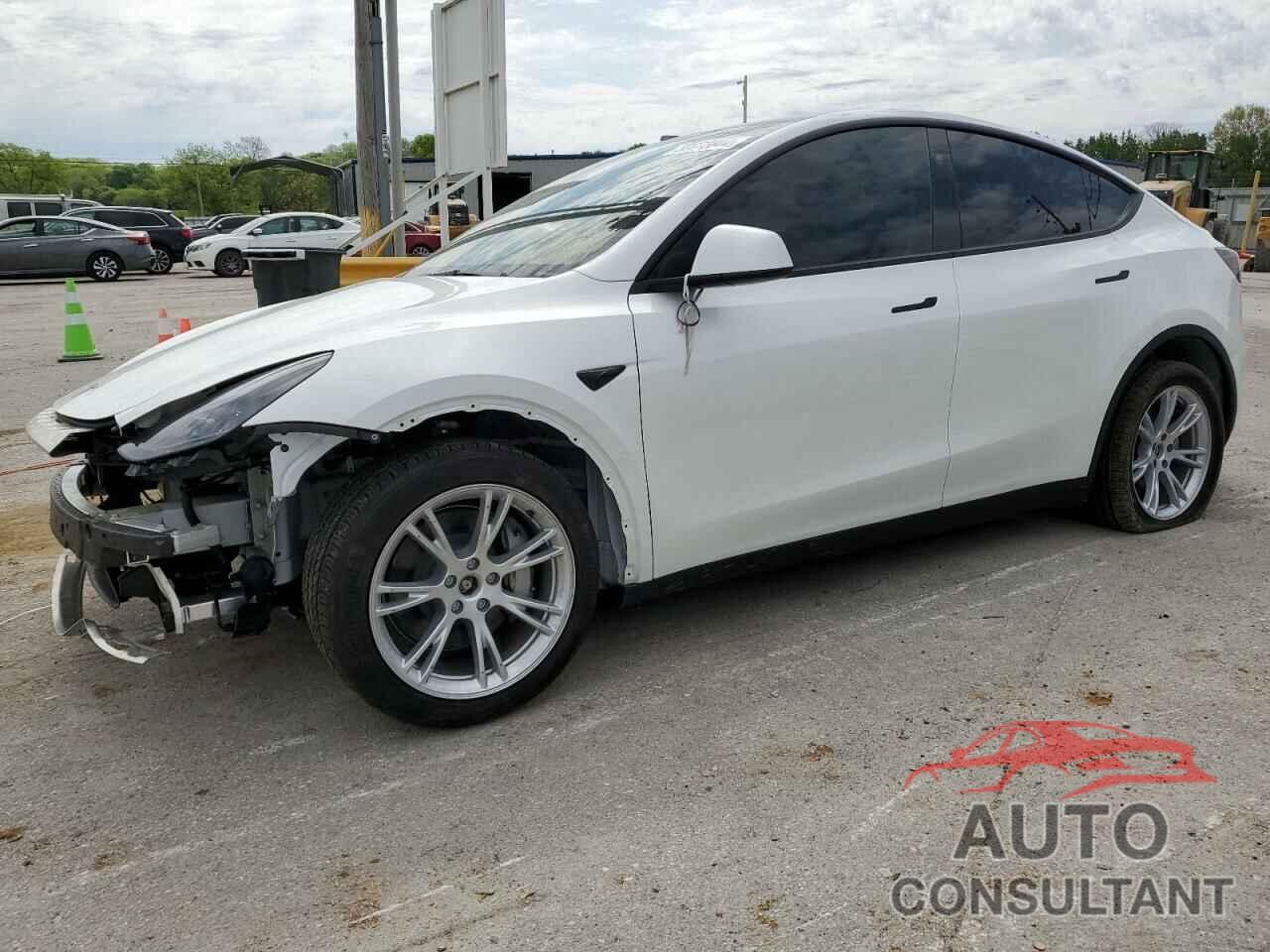 TESLA MODEL Y 2024 - 7SAYGDEE1RF007762