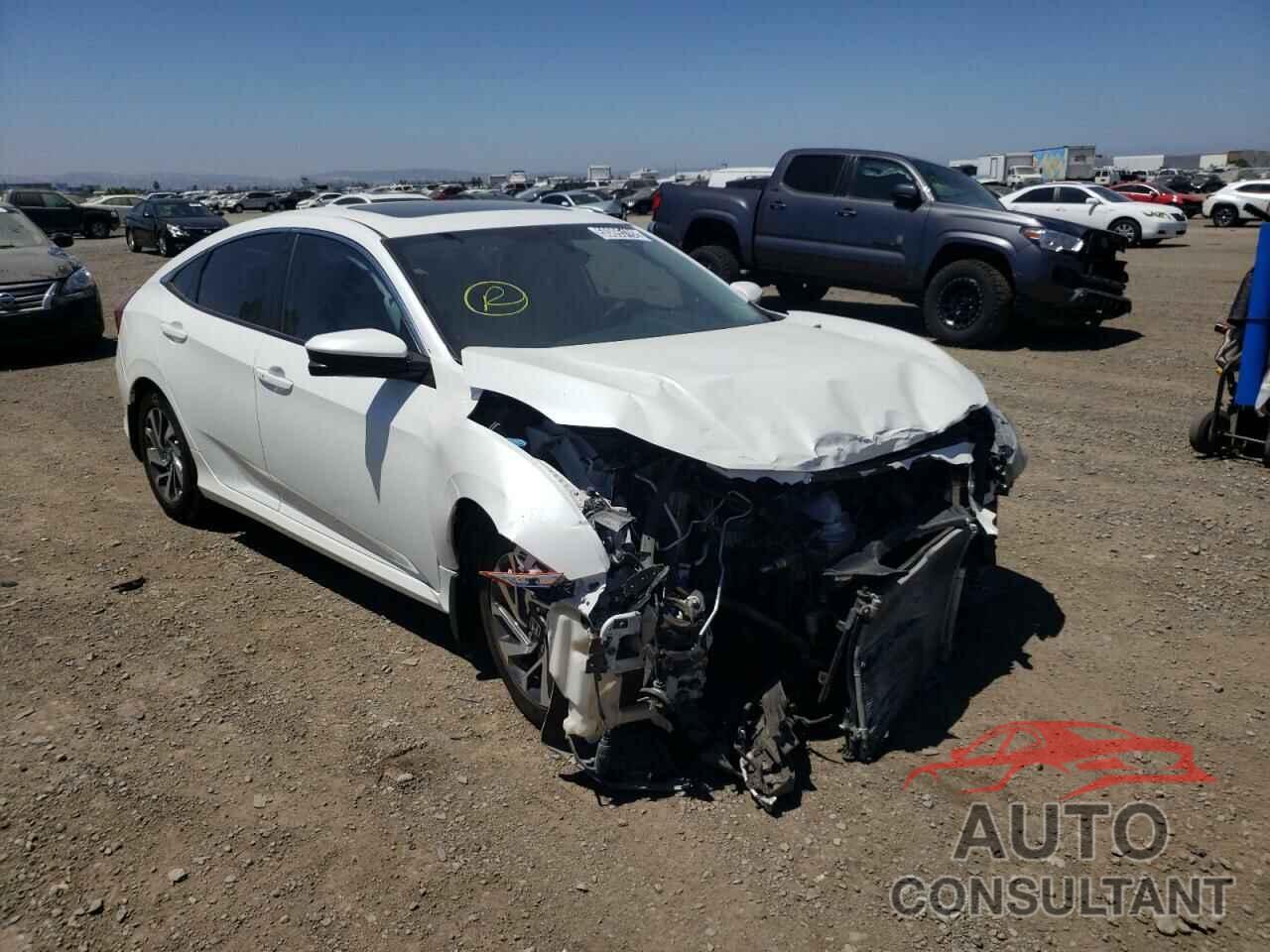 HONDA CIVIC 2018 - 2HGFC2F70JH530338