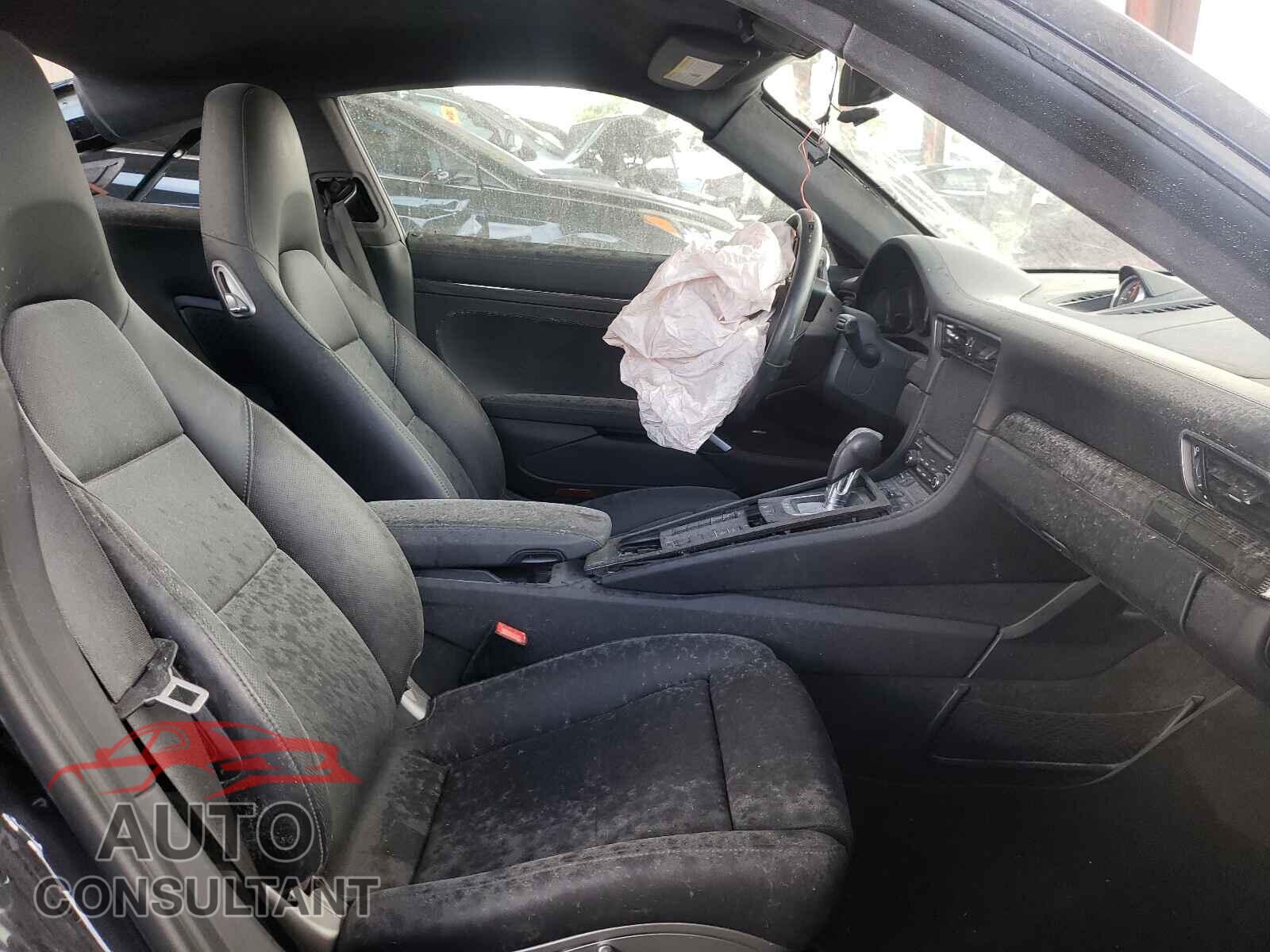 PORSCHE 911 2017 - WP0AD2A96HS167092