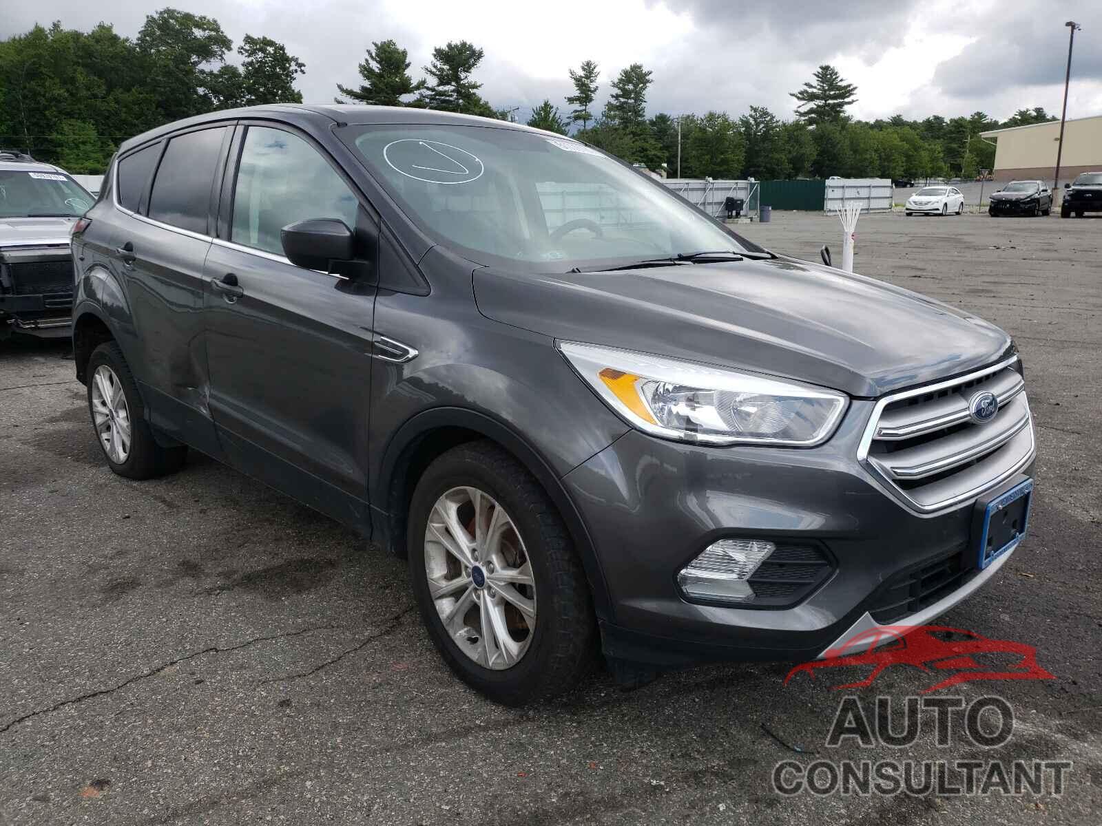 FORD ESCAPE 2017 - 1FMCU9GD2HUD06485