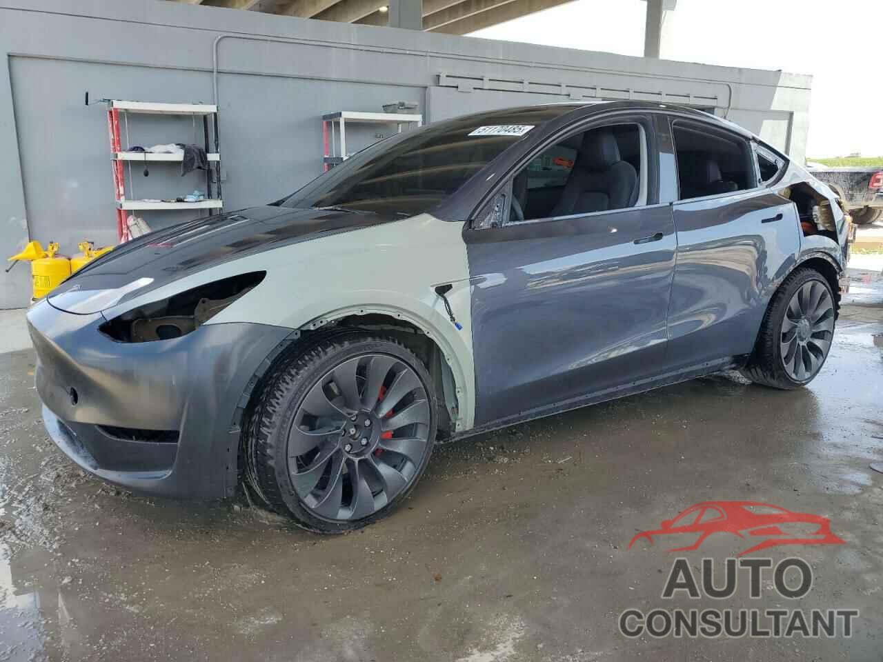 TESLA MODEL Y 2023 - 7SAYGDEF4PF873641