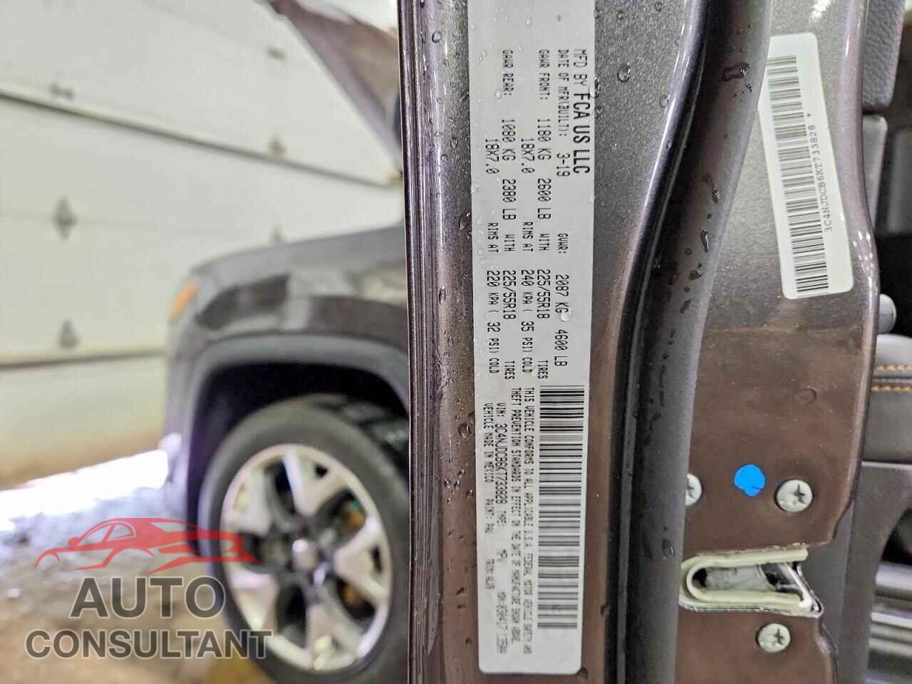 JEEP COMPASS 2019 - 3C4NJDCB6KT733828