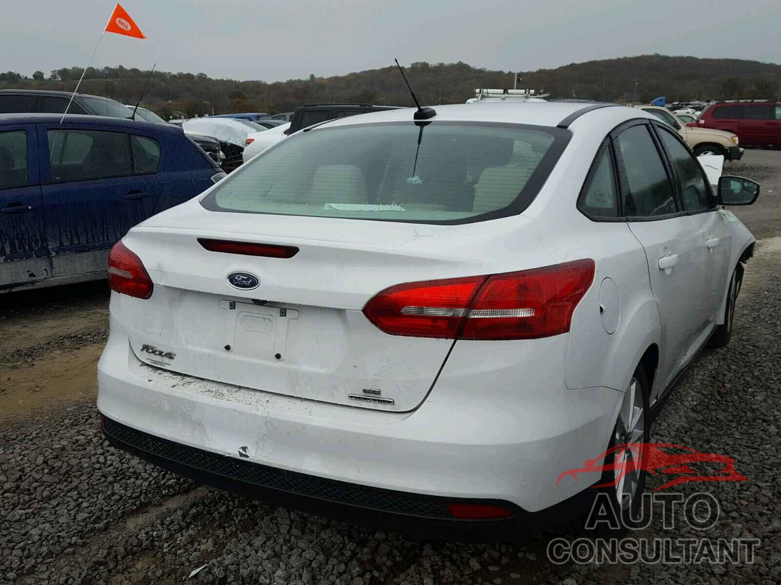 FORD FOCUS SE 2015 - 1FADP3F26FL378425