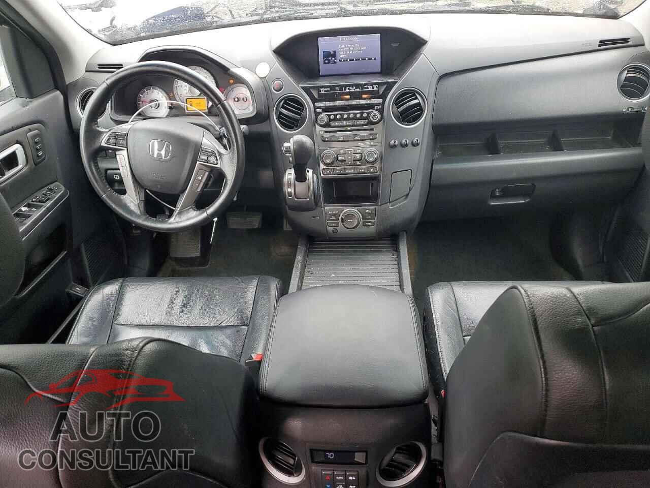 HONDA PILOT 2013 - 5FNYF4H96DB072856
