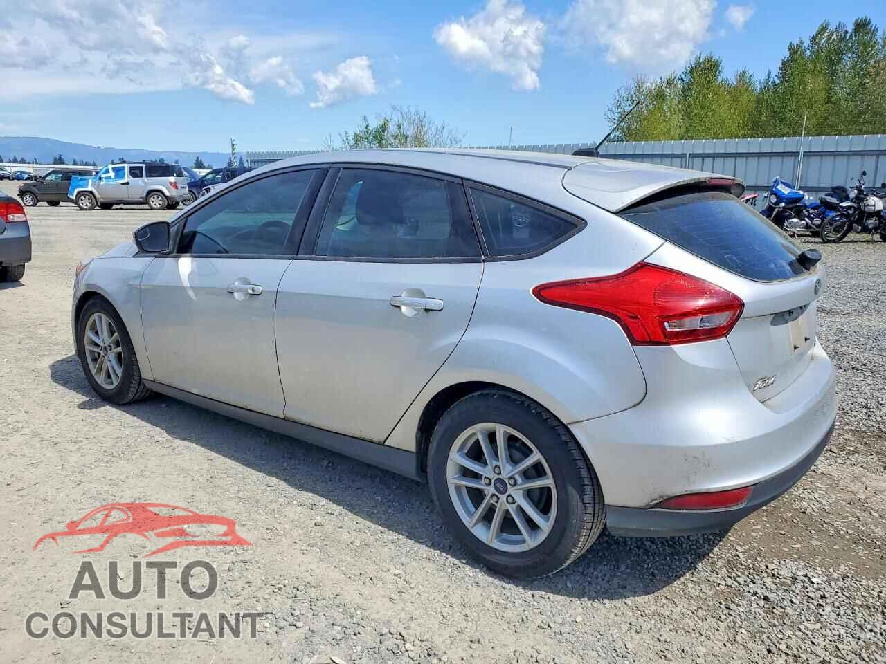 FORD FOCUS 2015 - 1FADP3K28FL241864