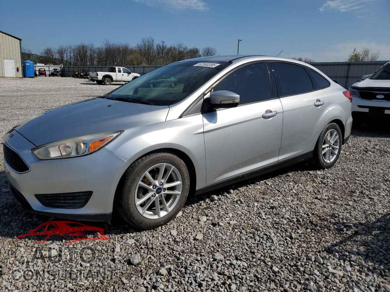 FORD FOCUS 2017 - 1FADP3F29HL328153