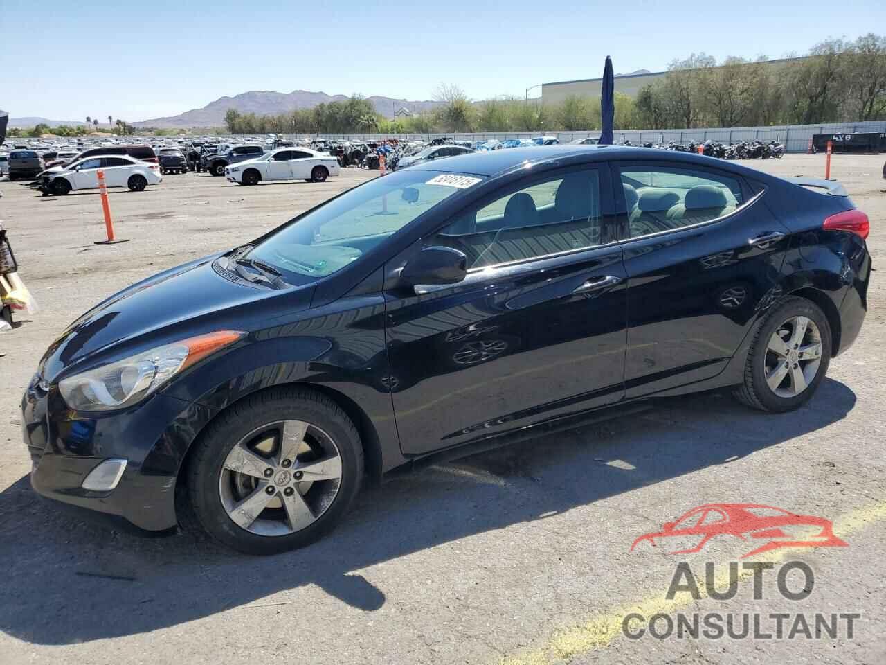 HYUNDAI ELANTRA 2013 - 5NPDH4AE8DH332658