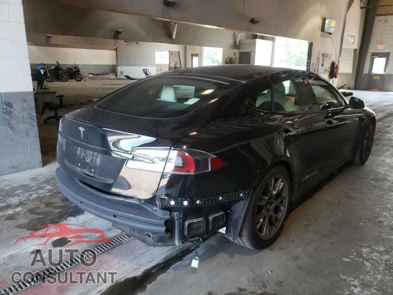 TESLA MODEL S 2021 - 5YJSA1E55MF441999