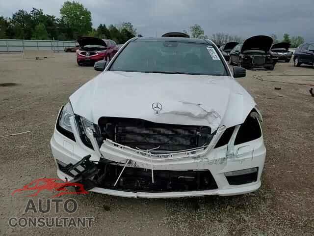 MERCEDES-BENZ E-CLASS 2012 - WDDHF7EB9CA562987