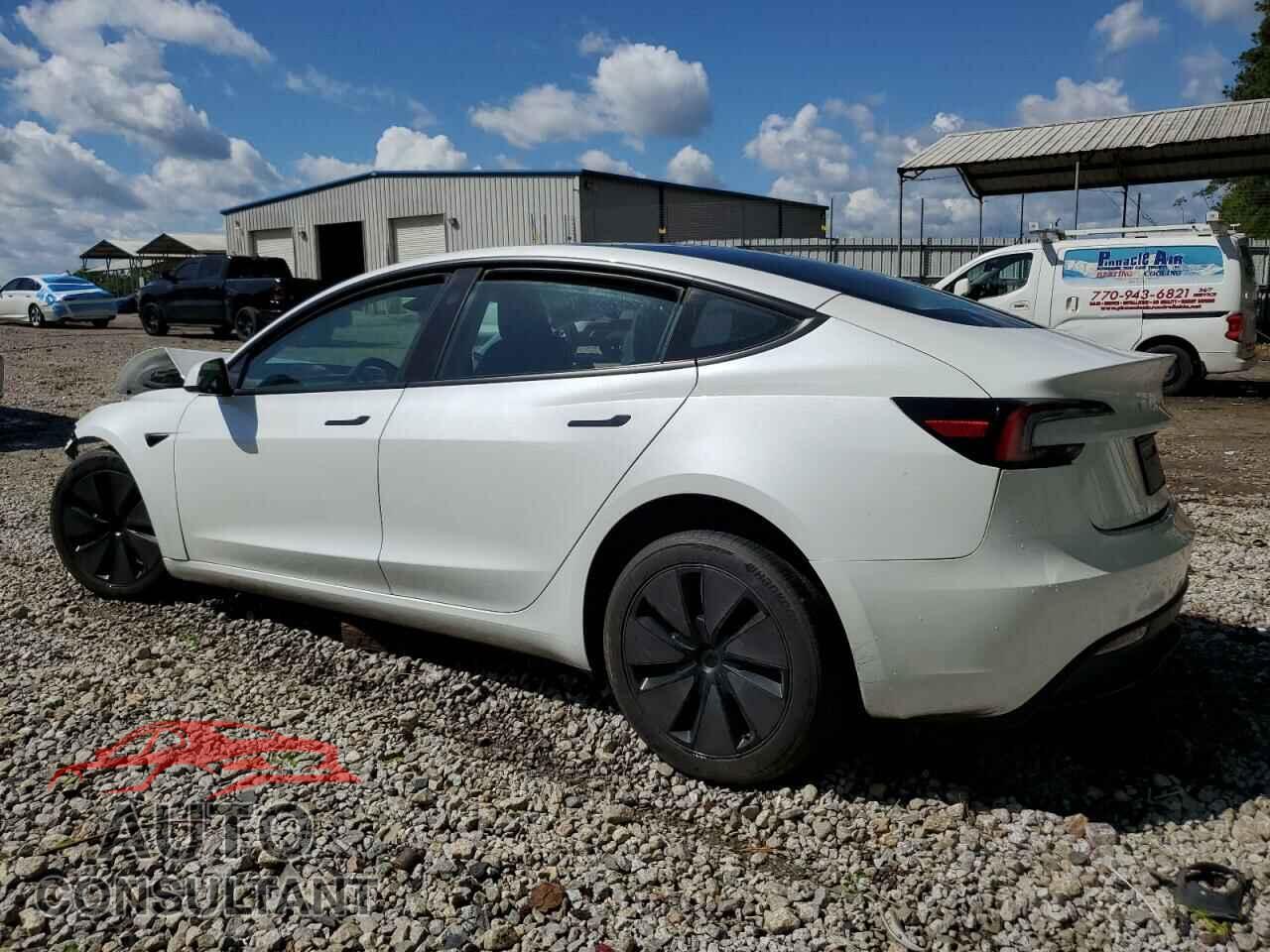 TESLA MODEL 3 2024 - 5YJ3E1EA6RF734033