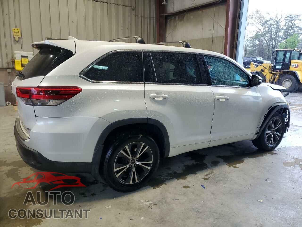 TOYOTA HIGHLANDER 2017 - 5TDBZRFH6HS437817