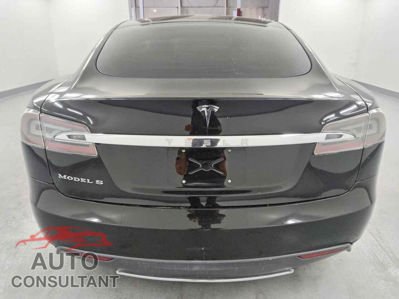 TESLA MODEL S 2013 - 5YJSA1BG5DFP08693