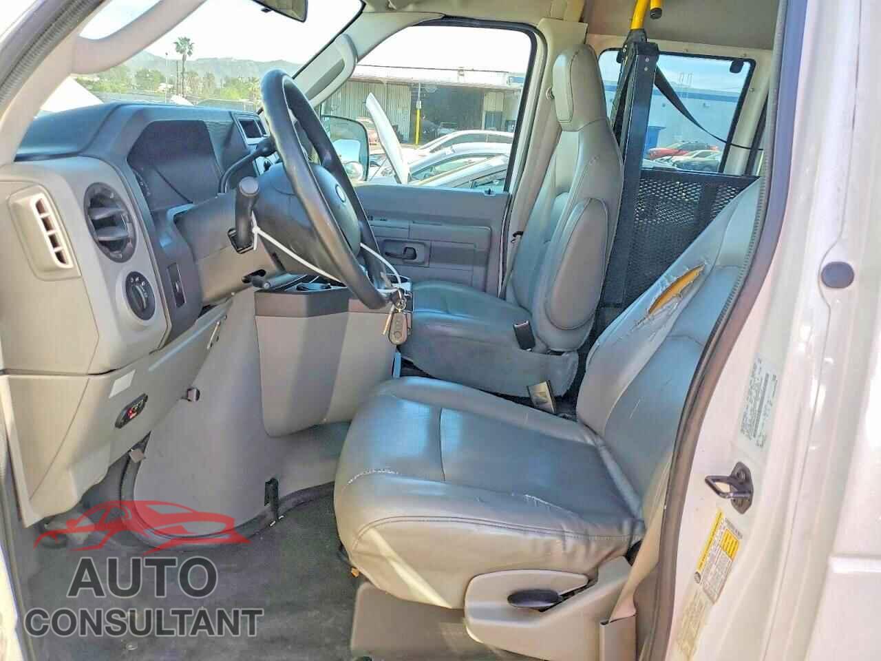 FORD ECONOLINE 2009 - 1FTNS14W99DA40443