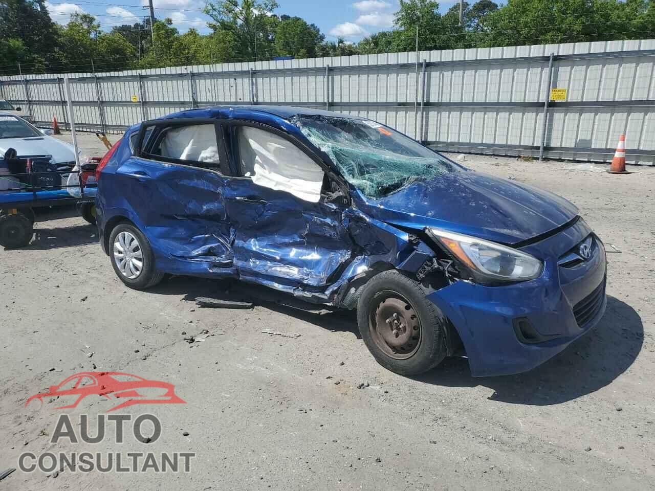 HYUNDAI ACCENT 2015 - KMHCT5AE2FU210558
