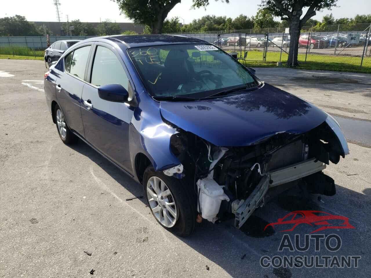 NISSAN VERSA 2019 - 3N1CN7AP1KL813228