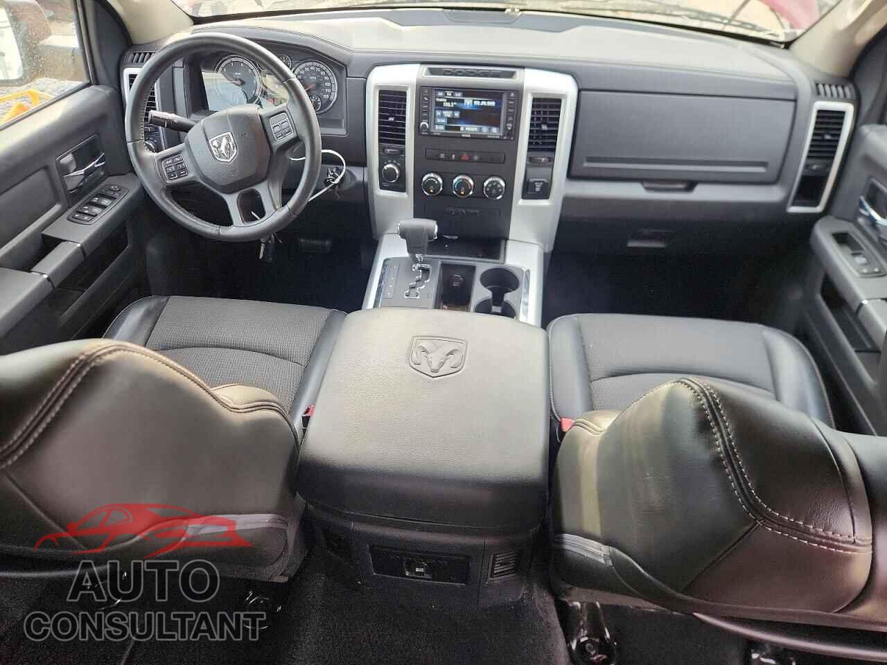 DODGE RAM 1500 2012 - 1C6RD7MT5CS209520