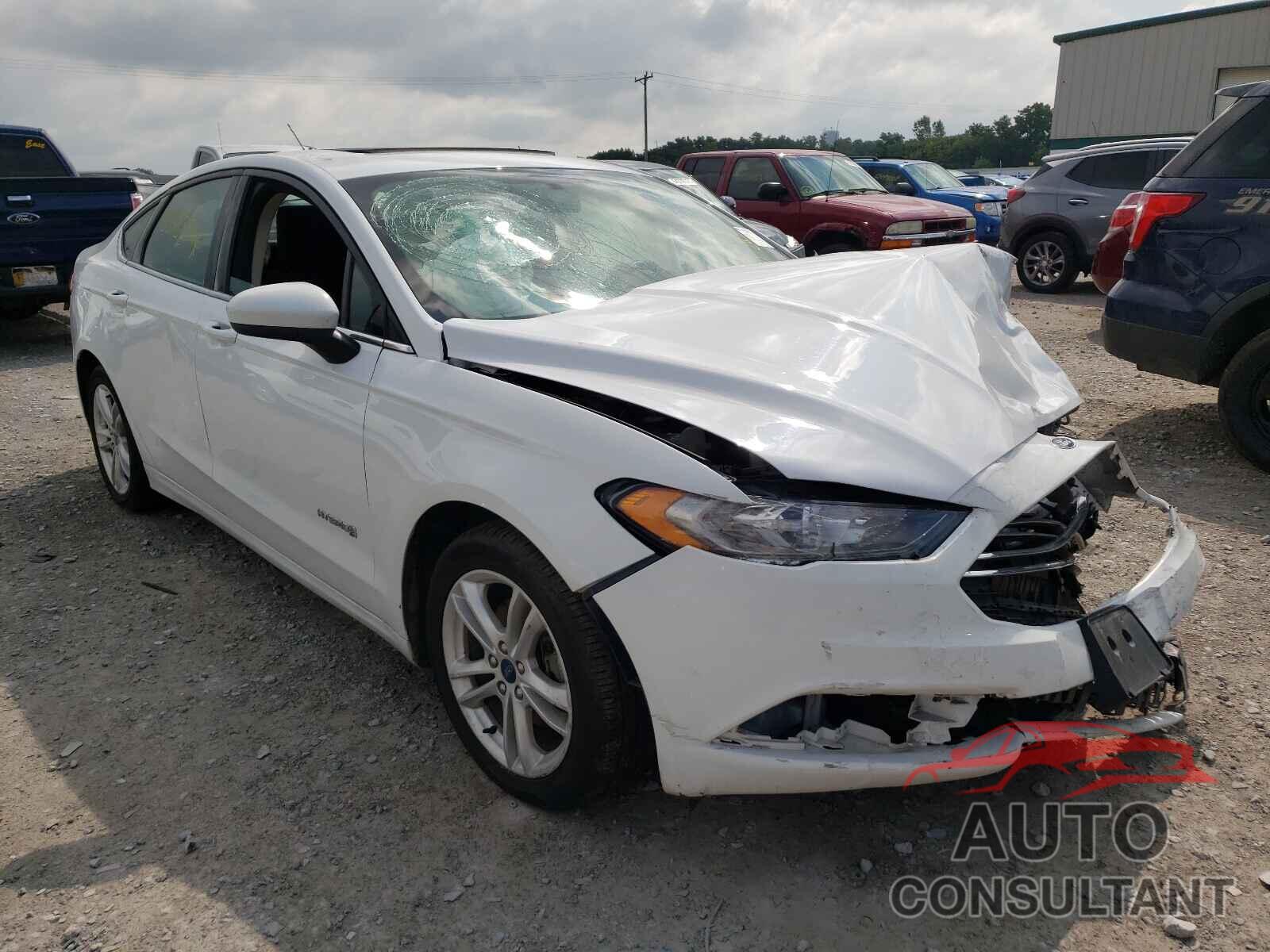 FORD FUSION 2018 - 3FA6P0LU4JR242186