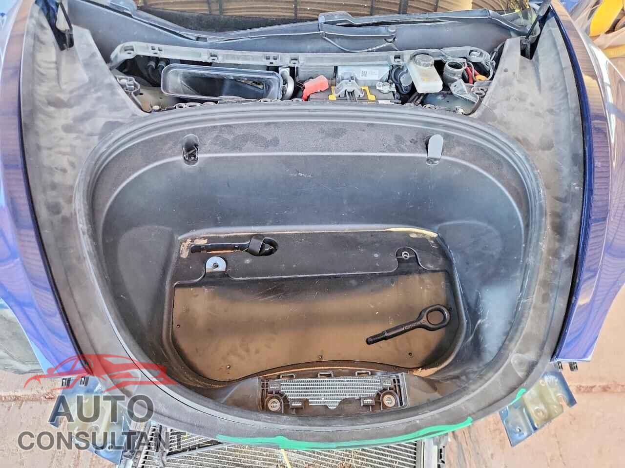 TESLA MODEL 3 2019 - 5YJ3E1EBXKF214092