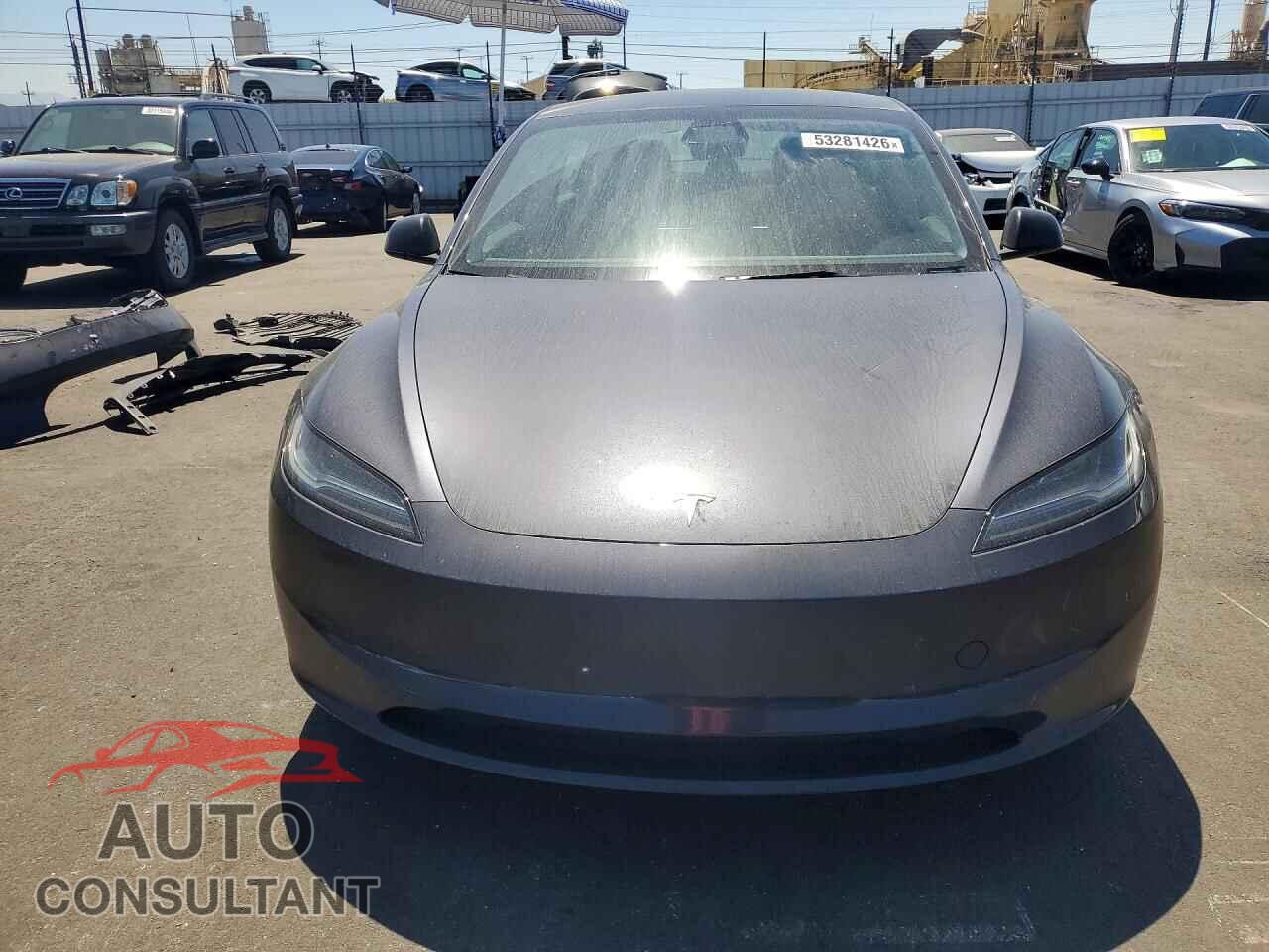 TESLA MODEL 3 2024 - 5YJ3E1EA8RF749505