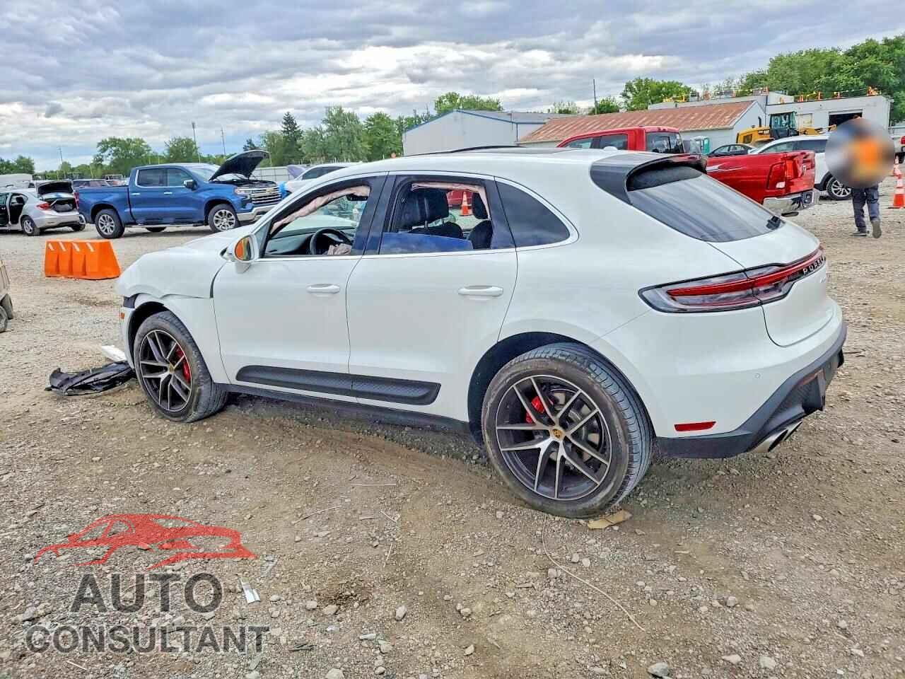 PORSCHE MACAN 2022 - WP1AG2A52NLB22501