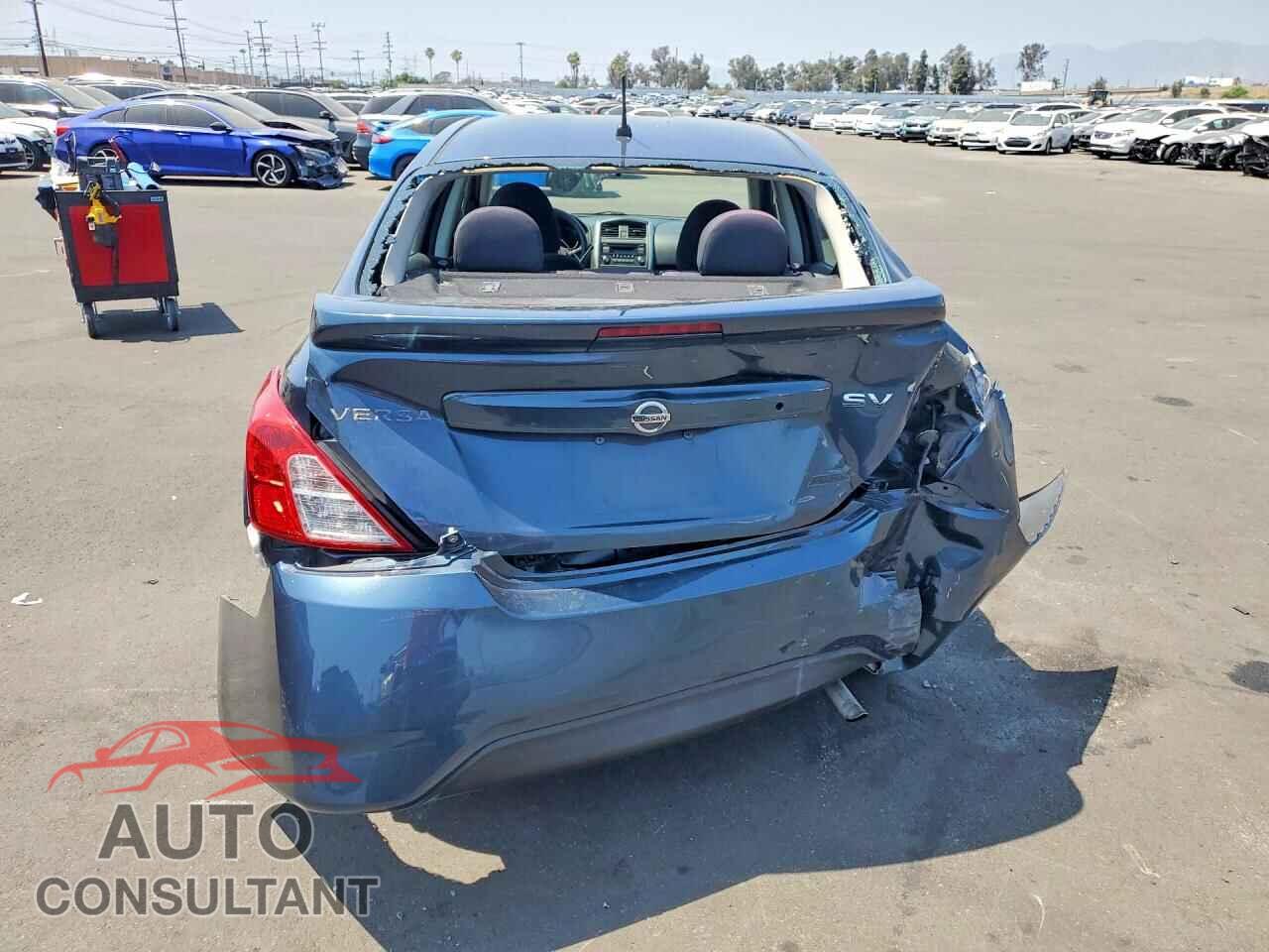 NISSAN VERSA 2015 - 3N1CN7AP3FL869046