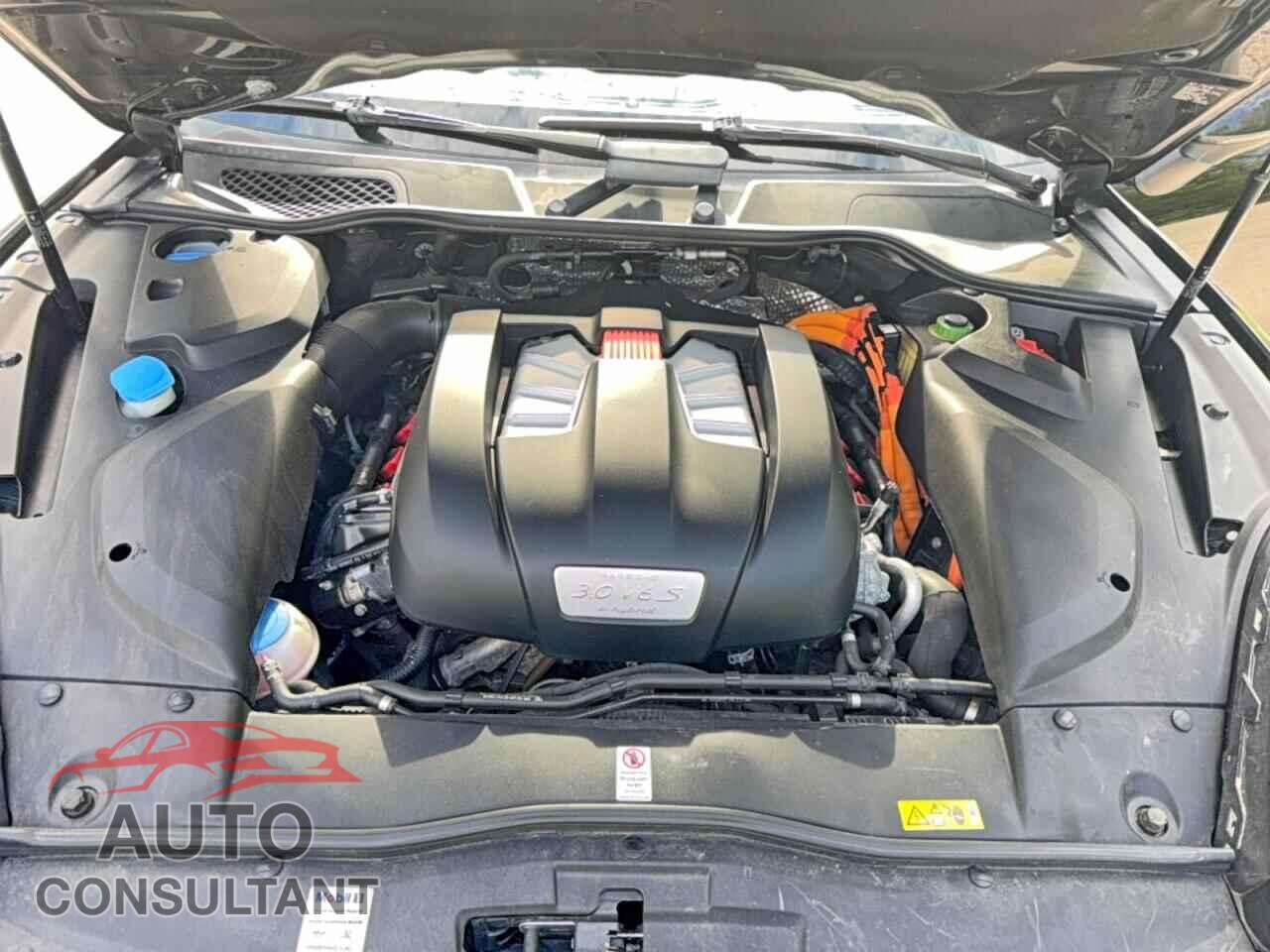 PORSCHE CAYENNE 2016 - WP1AE2A29GLA17811