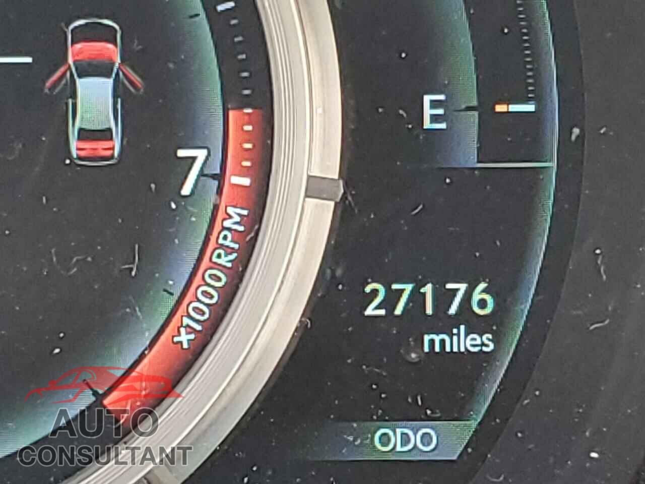 LEXUS IS 2019 - JTHC81D20K5037125