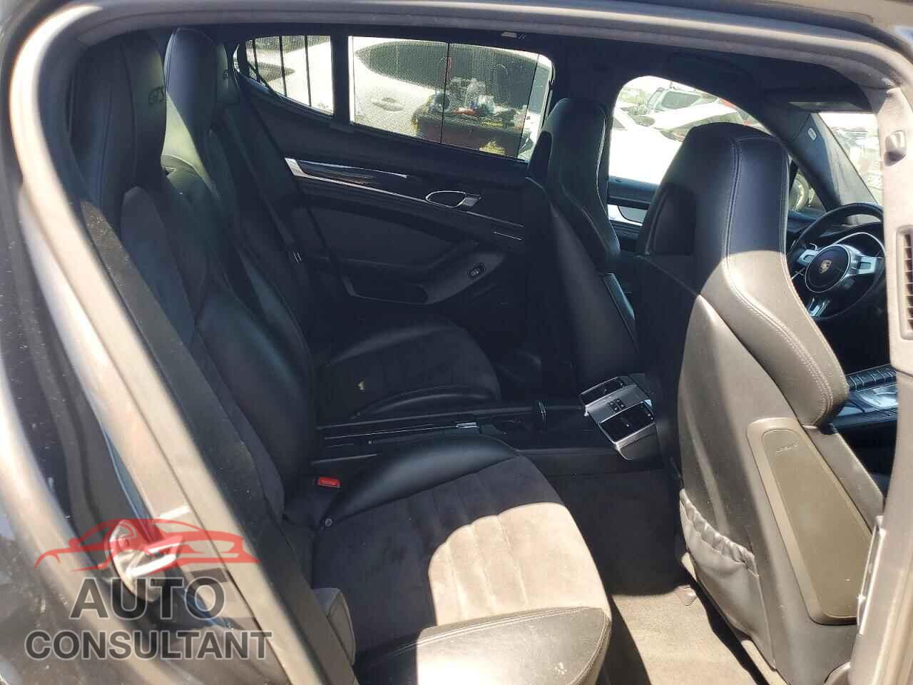 PORSCHE PANAMERA 2013 - WP0AF2A75DL076568