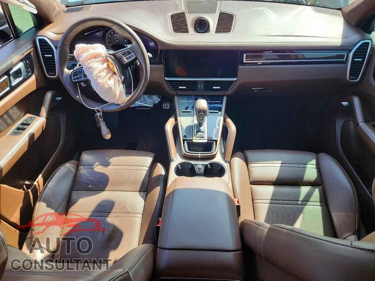 PORSCHE CAYENNE 2019 - WP1AF2AY8KDA80189
