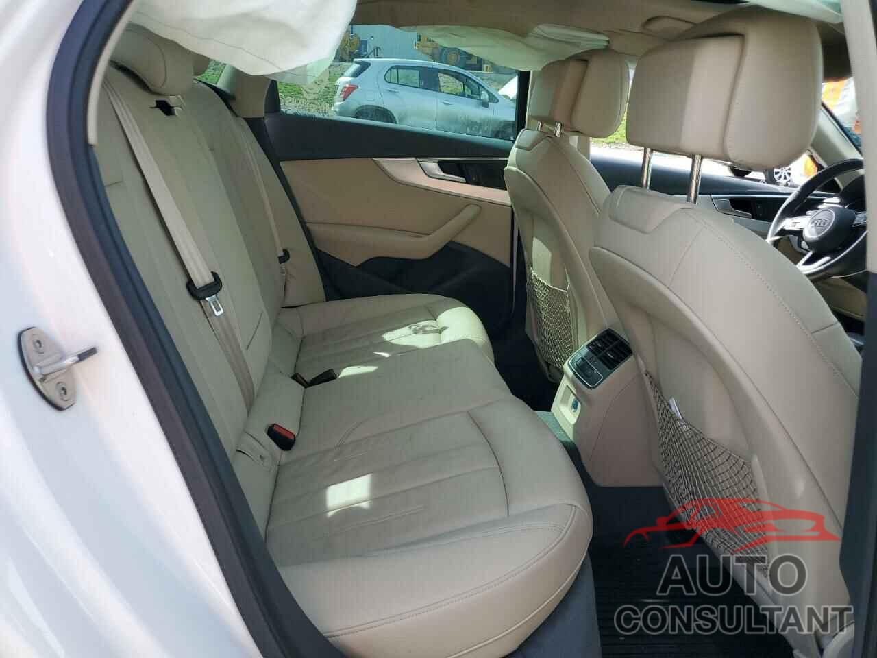 AUDI A4 2018 - WAUKMAF40JA125148