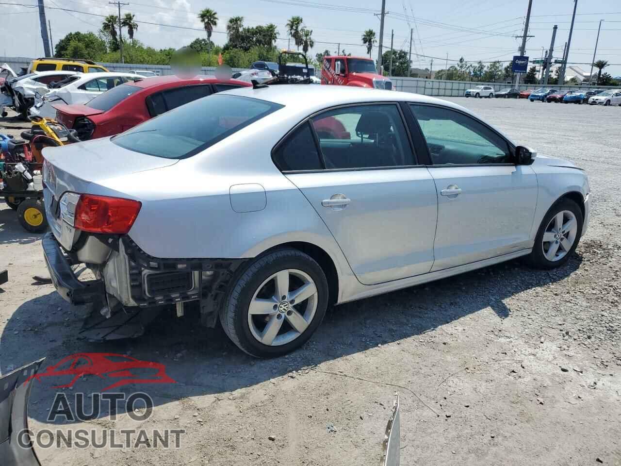 VOLKSWAGEN JETTA 2012 - 3VWLL7AJ3CM383063