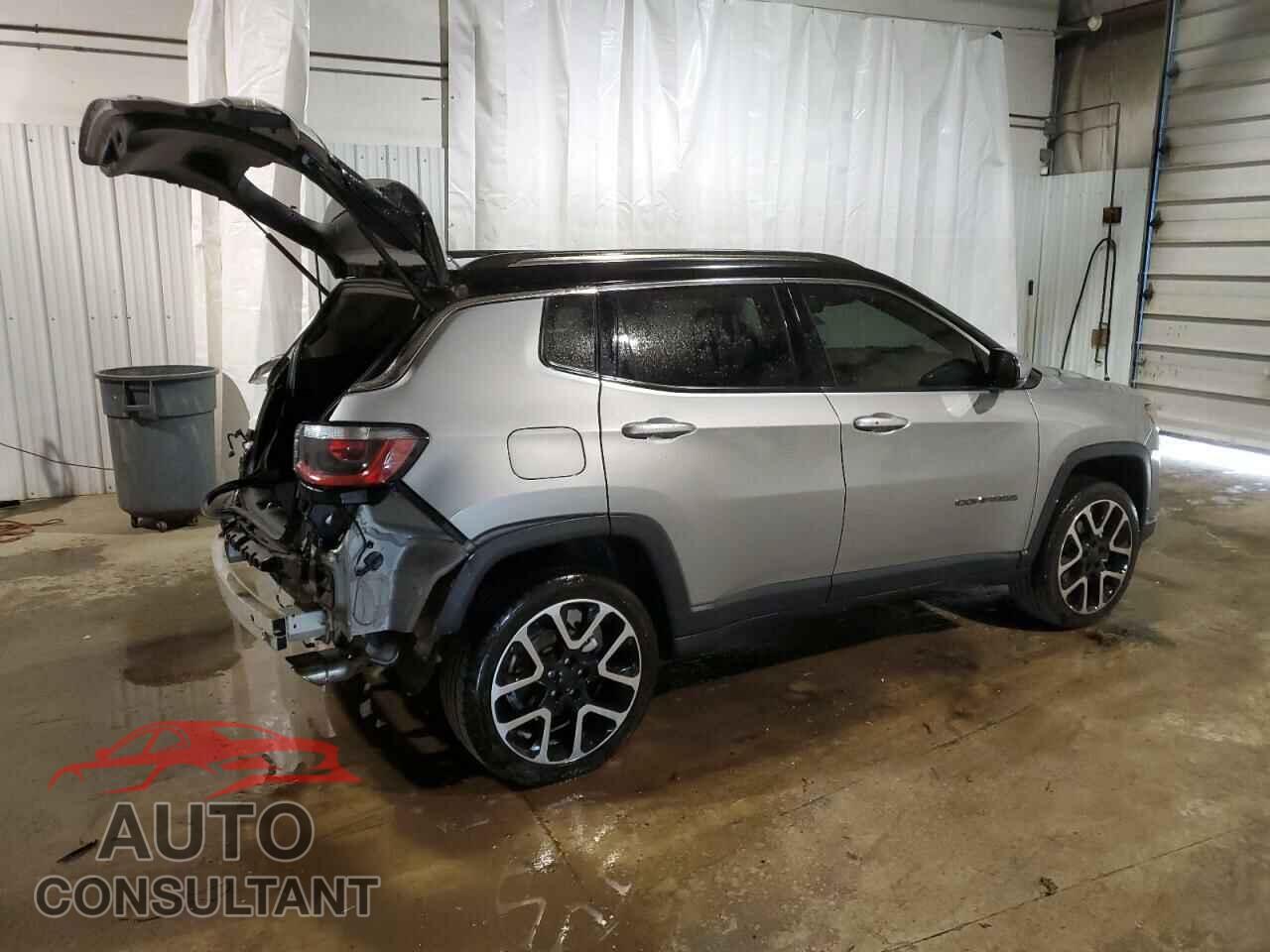 JEEP COMPASS 2018 - 3C4NJDCB4JT101795