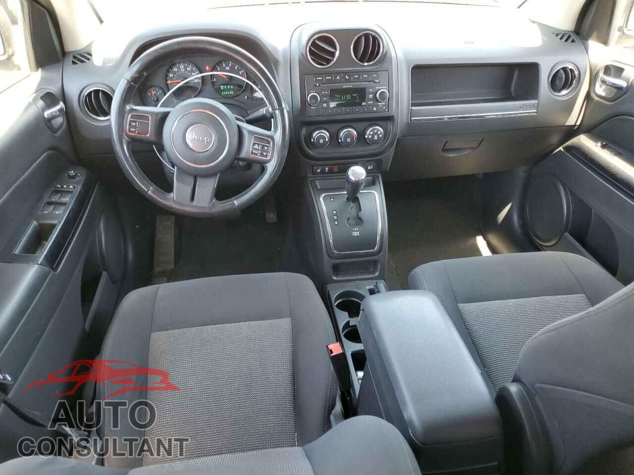 JEEP COMPASS 2011 - 1J4NF1FB6BD279401